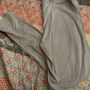 LulaRoe Tall and Curvy TC Leggings- Gray